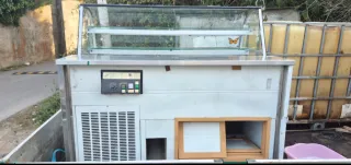 Vitrina expositora refrigerada