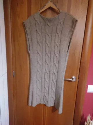 Chaleco largo de lana talla L