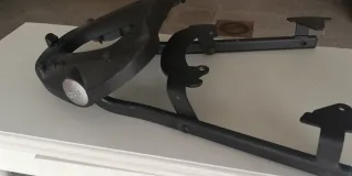 Baúl Givi Monolock Negro/Rojo 34 litros