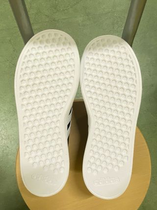 Adidas NUEVAS sin estrenar unisex