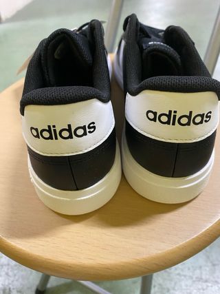 Adidas NUEVAS sin estrenar unisex