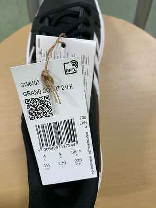 Adidas NUEVAS sin estrenar unisex