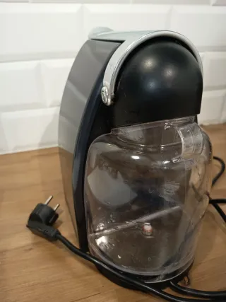 Cafetera Nespresso Krups Negra