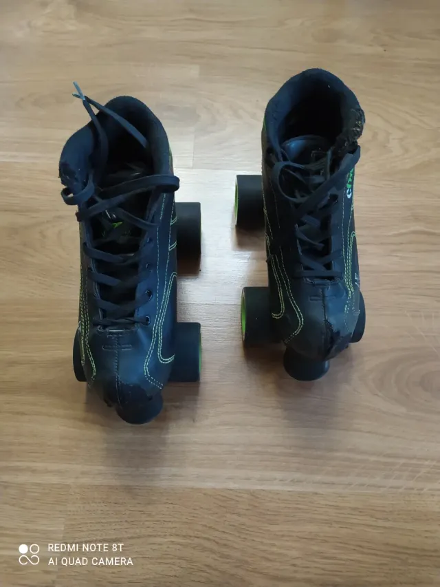 Patines Cronos de hockey de 4 ruedas, talla 36