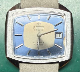 Reloj Pulsar Azul y Plateado