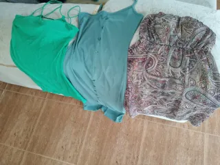 28 prendas Nuevas/usadas!  Ropa y zapatos!! Lote