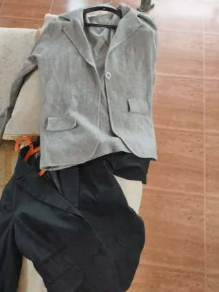 28 prendas Nuevas/usadas!  Ropa y zapatos!! Lote