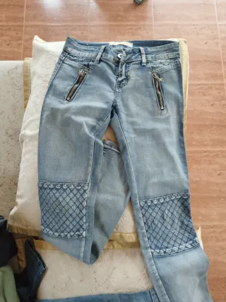 28 prendas Nuevas/usadas!  Ropa y zapatos!! Lote