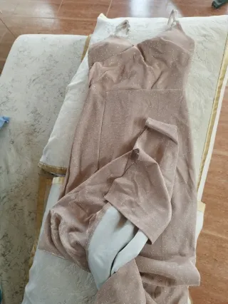 28 prendas Nuevas/usadas!  Ropa y zapatos!! Lote