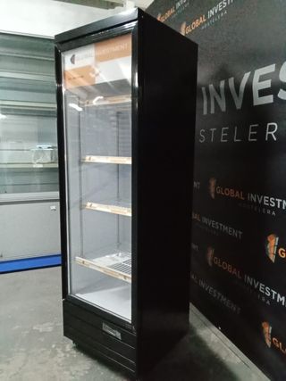 Nevera expositora de bebidas nueva