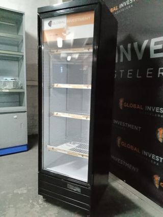 Nevera expositora de bebidas nueva