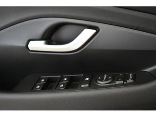 Hyundai i30 1.0 TGDI 48V Klass LRR 88 kW (120 CV)