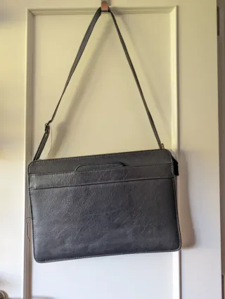 Maletín rígido para documentos