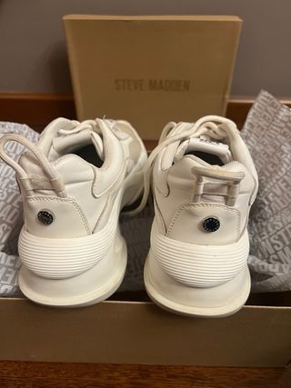 Zapatillas Steve Madden blancas