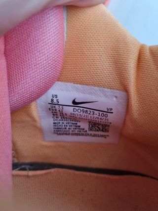Zapatillas Nike Multicolor en buen estado!