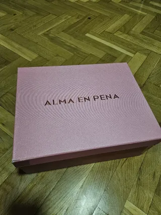 Botines mujer grises con tachuelas