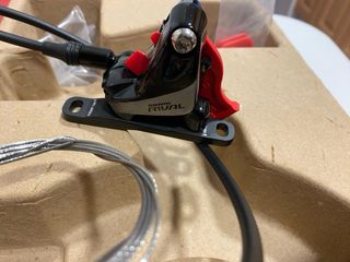 Maneta y Pinza Sram Rival 22