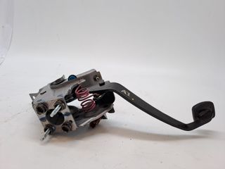 PEDAL EMBRAGUE NISSAN NP300 PICK-UP (D23)