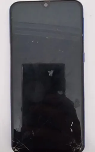 Samsung A40 bagnato, non accetto resi