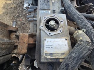 MTR1 Motor Yanmar 4TNV98T Turbo 4 Cilindros