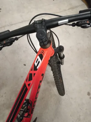 BICICLETA NIÑO ROJA