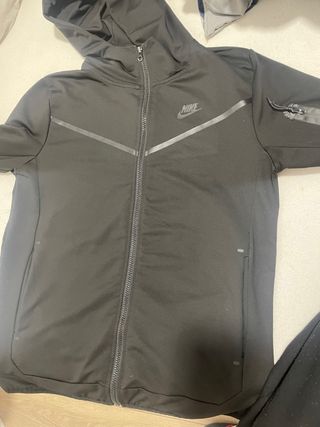 Sudadera Nike tech Negra