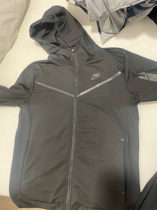 Sudadera Nike tech Negra