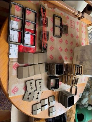 Simón 75 Col. Bronce: Teclas, Marcos y Piezas