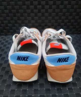 Zapatillas Nike Daybreak Naranja/Blanco