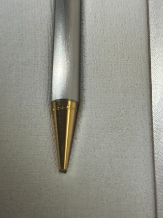 Bolígrafo Must de Cartier nuevo con caja y papeles