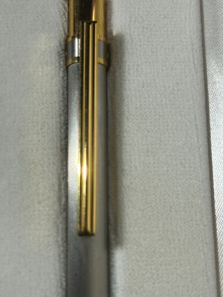 Bolígrafo Must de Cartier nuevo con caja y papeles