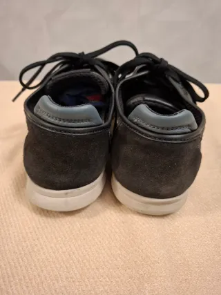 Zapatillas Geos Negras y Grises