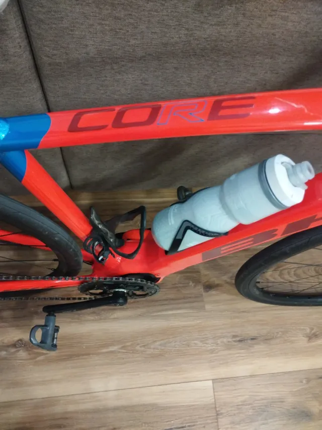 Bicicleta eléctrica BH core 1.2