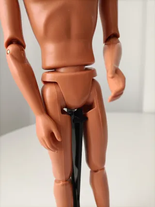 Hot Skatin' Ken 1994. Barbie