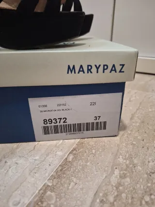 Sandalias de tacón Marypaz negras