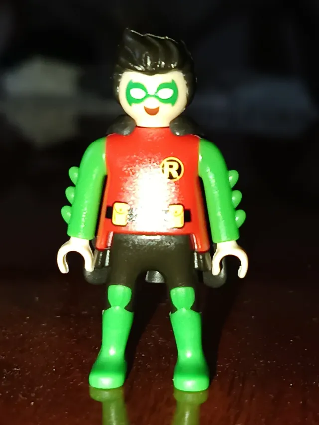 Figuras Playmobil Superhéroes DC - Batgirl y Robin