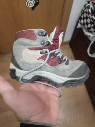 Botas Montaña Niño Gris/Rojo