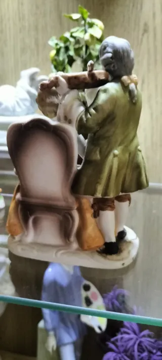 Figurita pareja músicos porcelana