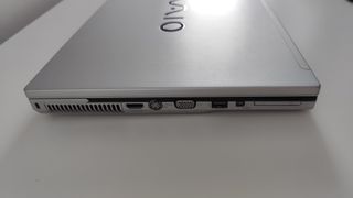 Portátil Sony Vaio VGN-FZ18E + Cargador