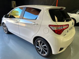 IMPECABLE!!!!  TOYOTA YARIS 2020 HIBRIDO