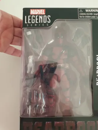 Action figure Deadpool Marvel Legends + giochi