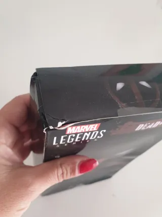 Action figure Deadpool Marvel Legends + giochi