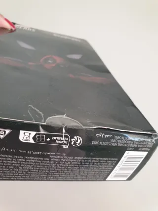 Action figure Deadpool Marvel Legends + giochi