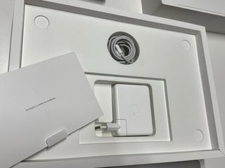 MacBook Pro 16 M3 Max • 48GB RAM • 1TB SSD