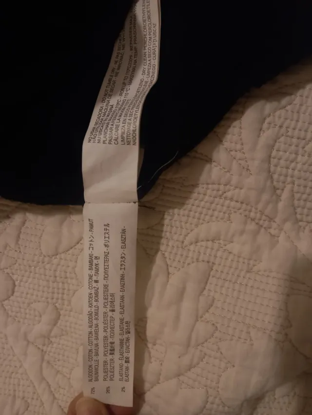 Vestido negro sin mangas Zara