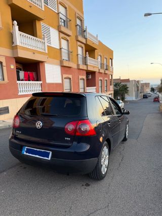 Volkswagen Golf V 2005