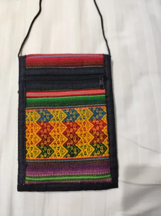 Bolso de tela multicolor con cremallera