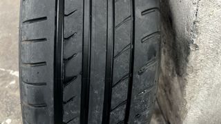 1 Llanta 16 Volkswagen en excelente estado