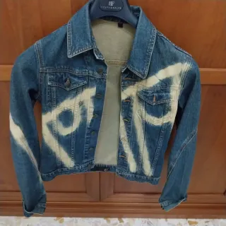Giubbino jeans effetto sbiancato