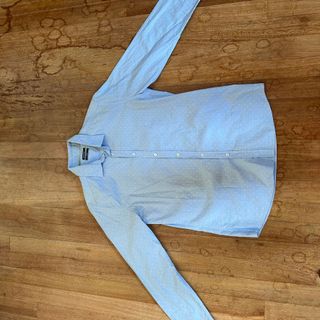 Camisa Inextenso azul con puntos blancos